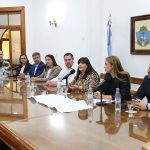 Apertura de sobres de la Licitación Pública de la Obra Escuela N° 361 en Villa La Angostura