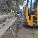 Trabajos de movimiento de suelo en calle Primeros Pobladores – Barrios El Mallín y Las Margaritas