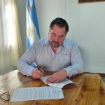 El Intendente Javier Murer firmo la promulgación del decreto que aprueba el Estudio de Impacto Ambiental para la Telesilla Cuádruple en Cerro Bayo.
