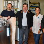 El Intendente Javier Murer incorporó una nueva máquina autoclave para fortalecer la producción local.