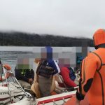 Prefectura asistió a cuatro pescadores que no podían regresar a tierra firme.