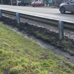 La Secretaría de Servicios Públicos realiza trabajos de limpieza y mantenimiento sobre la avenida Siete Lagos