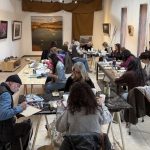 Exitosa convocatoria en el MAC: Más de 20 personas participaron de la charla y taller del artista Guido Ferrari.